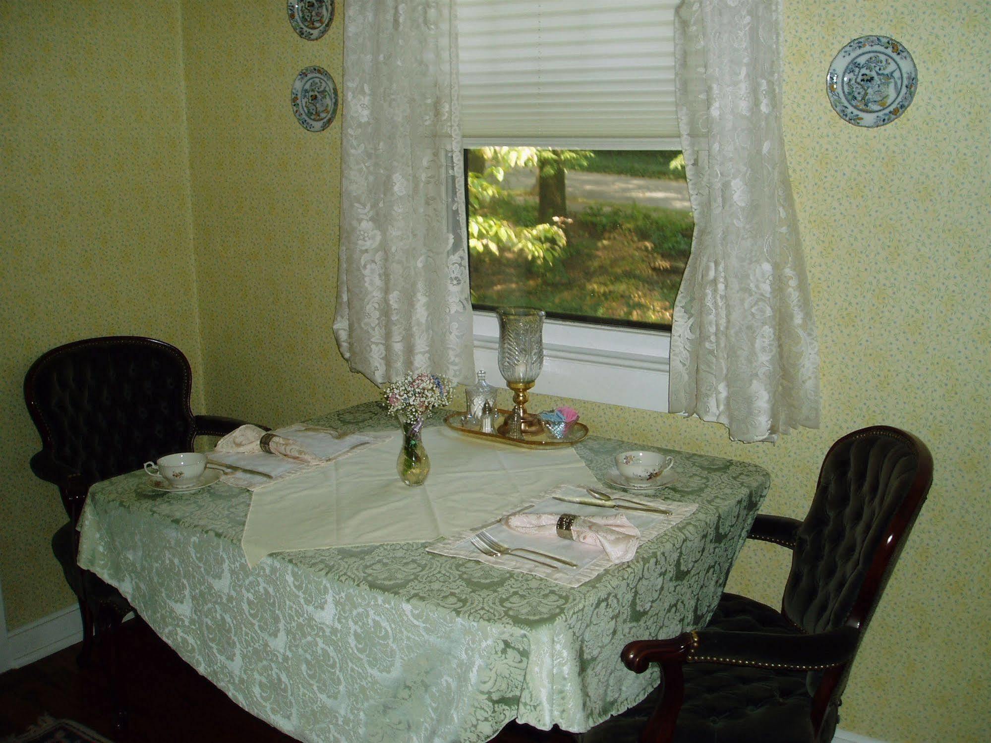 The 1899 Wright Inn & Carriage House アシュビル エクステリア 写真