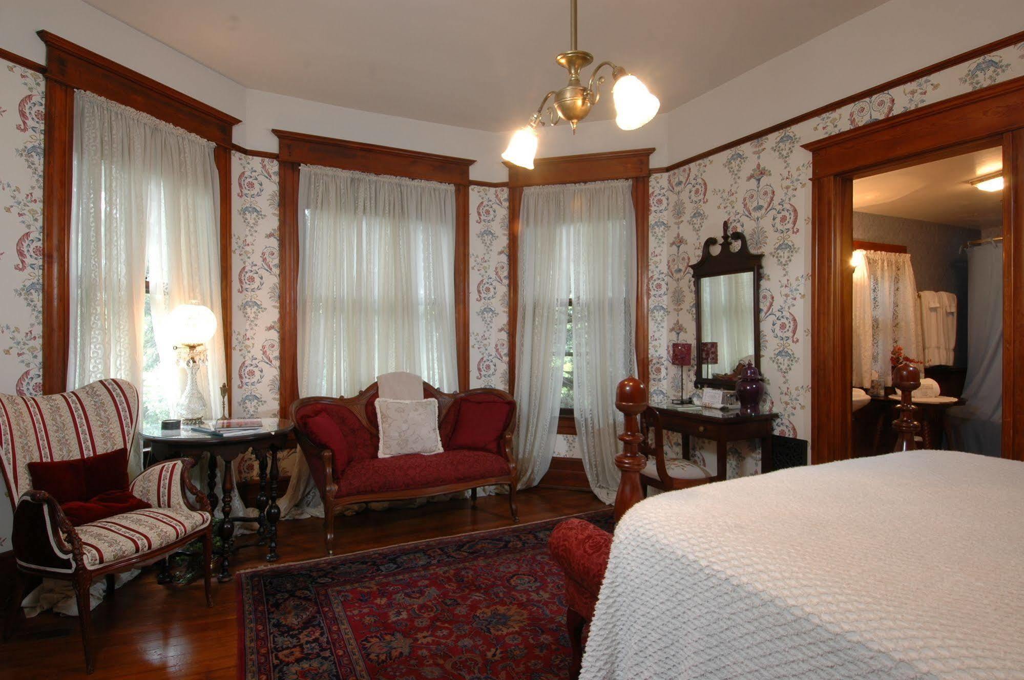 The 1899 Wright Inn & Carriage House アシュビル エクステリア 写真